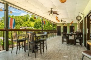 19. Retro Cafe Restaurant (11)