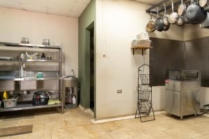 19. Retro Cafe Restaurant (16)