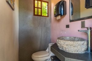 19. Retro Cafe Restaurant (20)