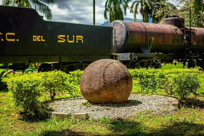 A mysterious pre-Columbian sphere displayed (together with many others) in a Palmar Sur park.