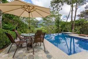 lagunas-paradise-main-house-43