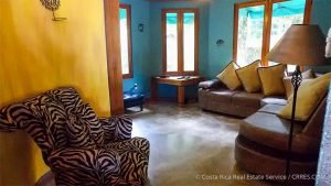 Rainforest Retreat in Escaleras Area of Dominical Near a Waterfall