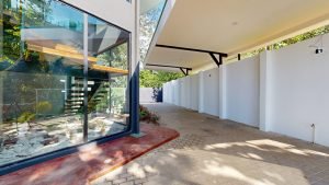 Villa-Unique-12132023_193103-DeNoiseAI-clear