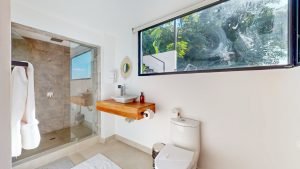 Villa-Unique-12132023_193218-DeNoiseAI-clear