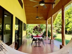 4908 – Tres casas, Tres Rios18