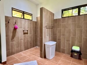 4908 – Tres casas, Tres Rios26