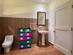 4908 – Tres casas, Tres Rios27