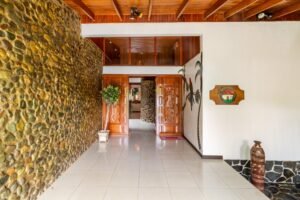 9c5bf112-727b-419e-b469-2e5b3370a565