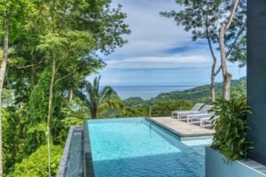 _DSC6695_AuroraHDR2019-edit