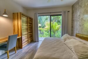 _DSC7172_AuroraHDR2019-edit