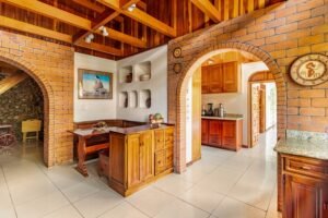 ea7250a7-2542-4994-a1ae-655f1cb6c12a