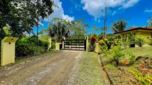 Property For Sale in Ojochal Costa Rica