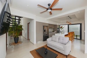 CocoUvitaCasa1_copy2402r