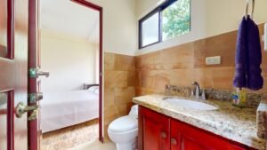 House for sale in Ojochal Costa Rica