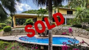 bf8b8236-c39e-49ba-9309-df3ea2653911-Photoroom