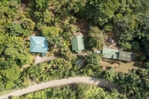 overhead of structures