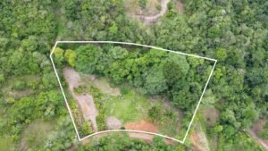 Property For Sale in Ojochal Costa Rica