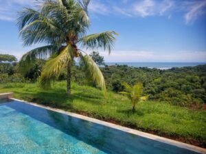 House for sale in Ojochal Costa Rica