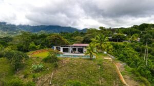 House for sale in Ojochal Costa Rica