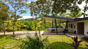 House for sale in Ojochal Costa Rica