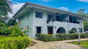 120004 Condo #202 For Sale in Quepos 03