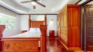 120004 Condo #202 For Sale in Quepos 11