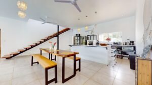 140005 House & Extra Lot For Sale 09