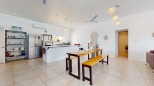 140005 House & Extra Lot For Sale 10