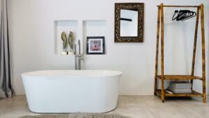 140005 House & Extra Lot For Sale 24