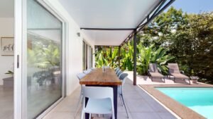 140005 House & Extra Lot For Sale 44