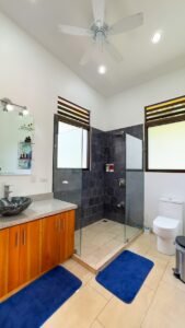 13. MASTER BATH 3