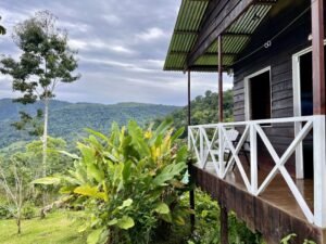 4915 Cabinas Tinamastes 06