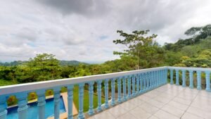 House for sale in Ojochal Costa Rica