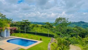 House for sale in Ojochal Costa Rica