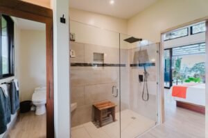 14-Turi-uha-Portalon-Coldwell-Banker