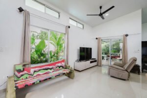 23-Boutique-Villas-plus-Main-House-Coldwell-Banker