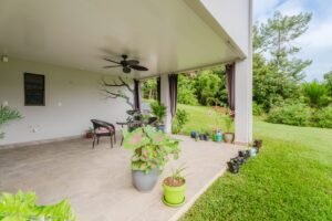 27-Turi-uha-Portalon-Coldwell-Banker