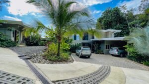 5515 – Luxury Retreat in Gated Community with Private Beach Access_44