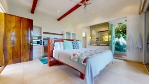 5515 – Luxury Retreat in Gated Community with Private Beach Access_47