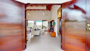 8160 House Chontales David Sherwood 10