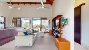 8160 House Chontales David Sherwood 11