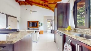 8160 House Chontales David Sherwood 19