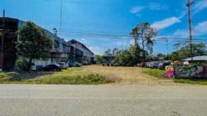 120011 – 3 Uvita lots08