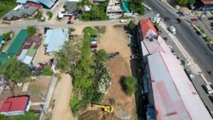 120011 – 3 Uvita lots13