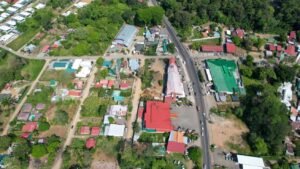 120011 – 3 Uvita lots14