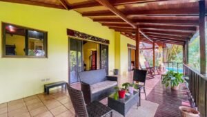 140010 House For Sale in Dominicalito 06