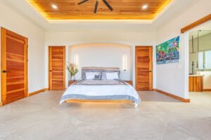 The Crystal Shire – 017