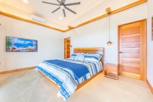 The Crystal Shire – 025