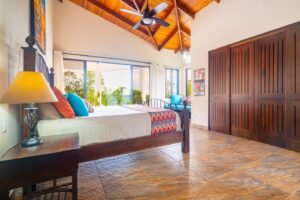 House for sale in Ojochal Costa Rica