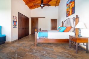 House for sale in Ojochal Costa Rica